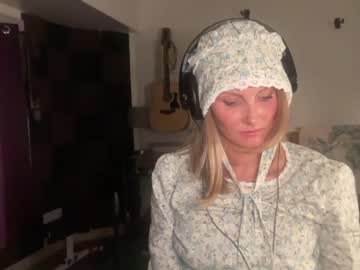 girl cam all day kaileeshy image #4201180