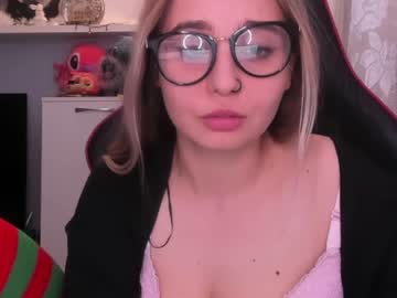 girl cam all day sweetmila1 image #3440557