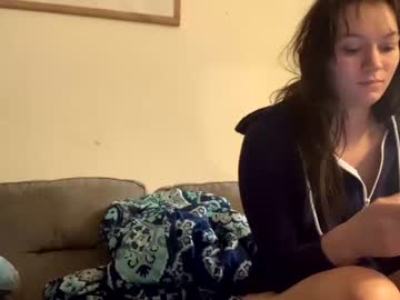 girl cam all day kylieexoxoxo2432 image #6113537