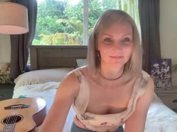 girl cam all day kaileeshy image #4629741