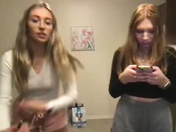 girl cam all day krispykoko image #6755818