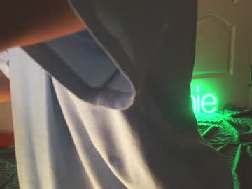 girl cam all day lesi_moonie image #8237440