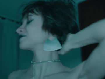 girl cam all day chaturbatable image #7997227