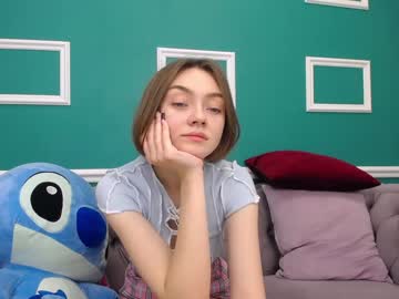 girl cam all day adelewilson__ image #445540