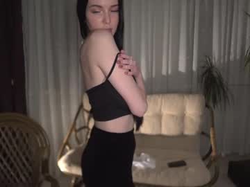 girl cam all day sophie_lin image #4363600