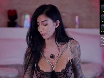 girl cam all day evelyne92 image #7978106
