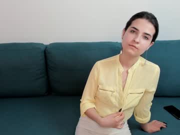 girl cam all day zeldaflowers image #6906767