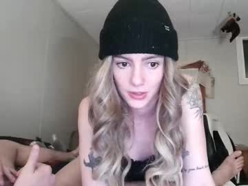 girl cam all day pixelatedprincess image #8956604
