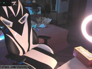 girl cam all day sonjashy image #1006084
