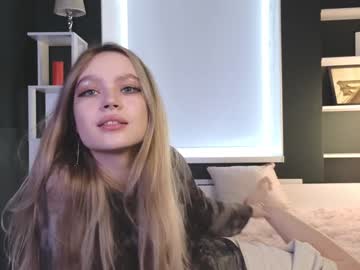 girl cam all day erleneclem image #8671643