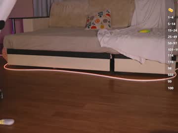 girl cam all day sweetkira555 image #8973627