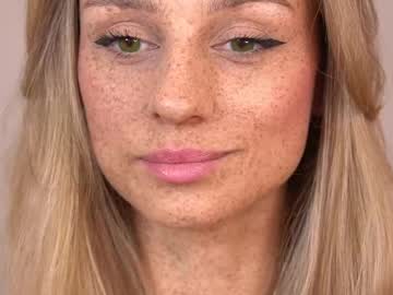 girl cam all day artease image #8906959