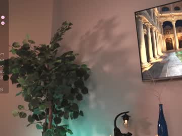 girl cam all day oki_dokie image #5830346