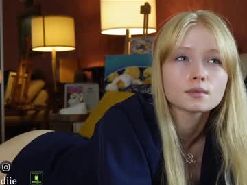 girl cam all day bestblondiiecb image #7359700