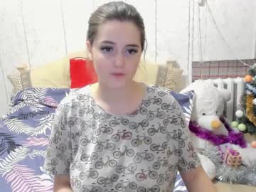 girl cam all day emmika_ image #3417261