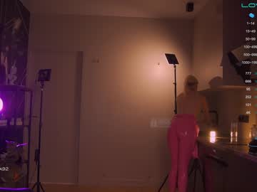 girl cam all day bronnica image #4219218