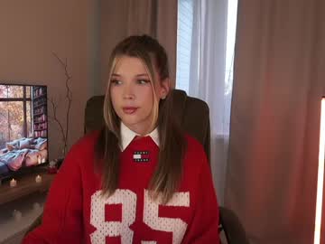 girl cam all day bitter_moon image #7973104