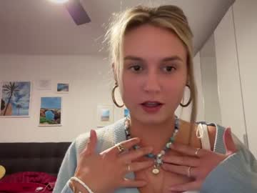 girl cam all day sarahsapling image #5436904