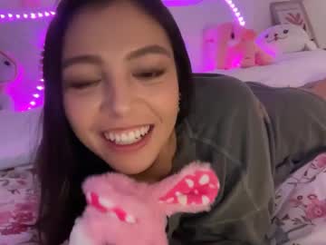 girl cam all day keirasworld image #9453804