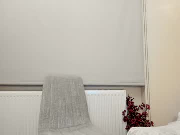 girl cam all day snowww_white image #7995760