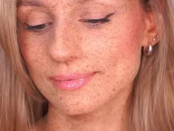 girl cam all day artease image #9095699