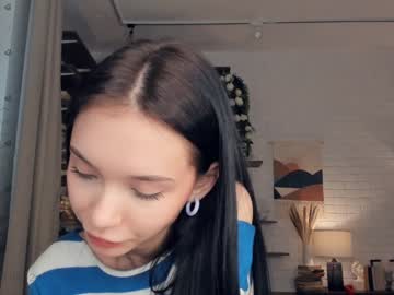 girl cam all day riskyproject image #8387396