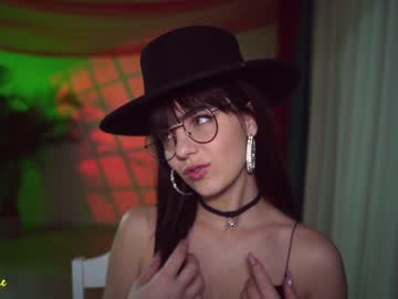 girl cam all day excitease image #2539753