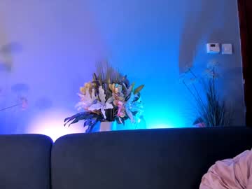 girl cam all day littlee33 image #3197901