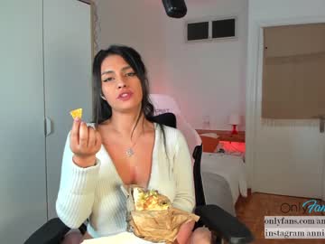 girl cam all day annieguzman_ image #5584661