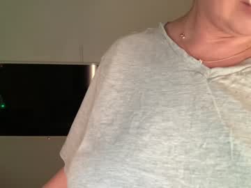 girl cam all day kiradivine image #6518710