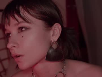 girl cam all day chaturbatable image #7940620