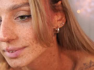 girl cam all day artease image #8223783