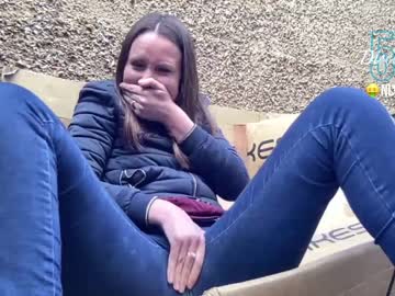 girl cam all day eatmypie69 image #1370517