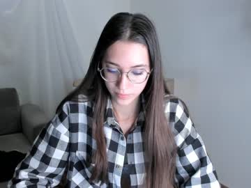 girl cam all day maidabunton image #6449981
