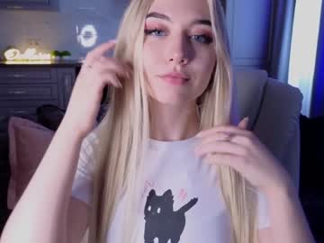 girl cam all day owlluree image #7115397