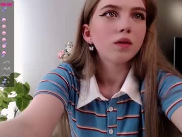 girl cam all day small_blondee image #1837681
