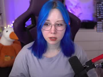 girl cam all day blue_mooncat image #8150701