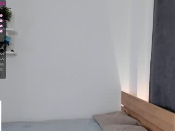 girl cam all day peek_in_my_window image #6150504