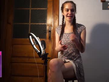 girl cam all day meetstrangers image #1181520