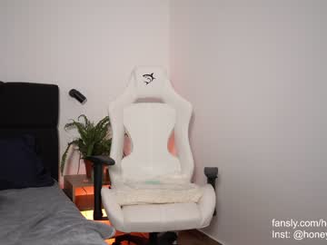 girl cam all day honeyyykate image #7035574