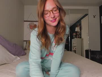 girl cam all day innocentprovenguilty image #1921382