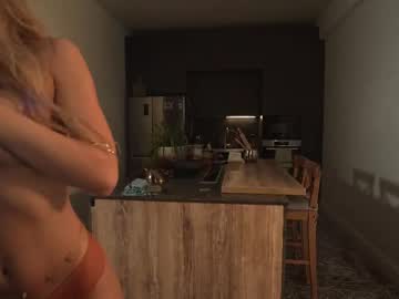 girl cam all day heybanan image #9398317