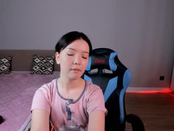 girl cam all day min_gun image #5919110