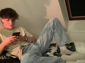 man cam all day noawhite image #3432780
