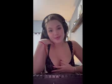 girl cam all day eemilyyyy19 image #9048607