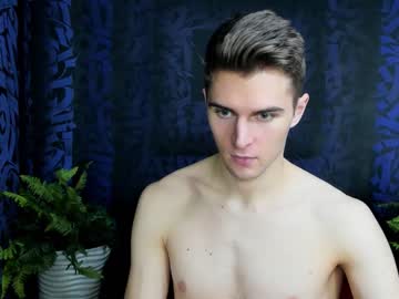 man cam all day stephen_carry image #5500169