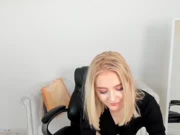 girl cam all day oliviabr0wn image #3128113