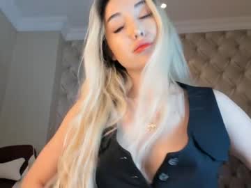 girl cam all day hayneiko image #4793214