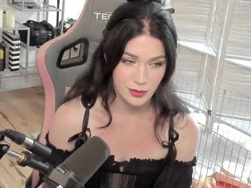 girl cam all day evelynclaire image #4091879