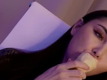 girl cam all day hollyextra image #9298677